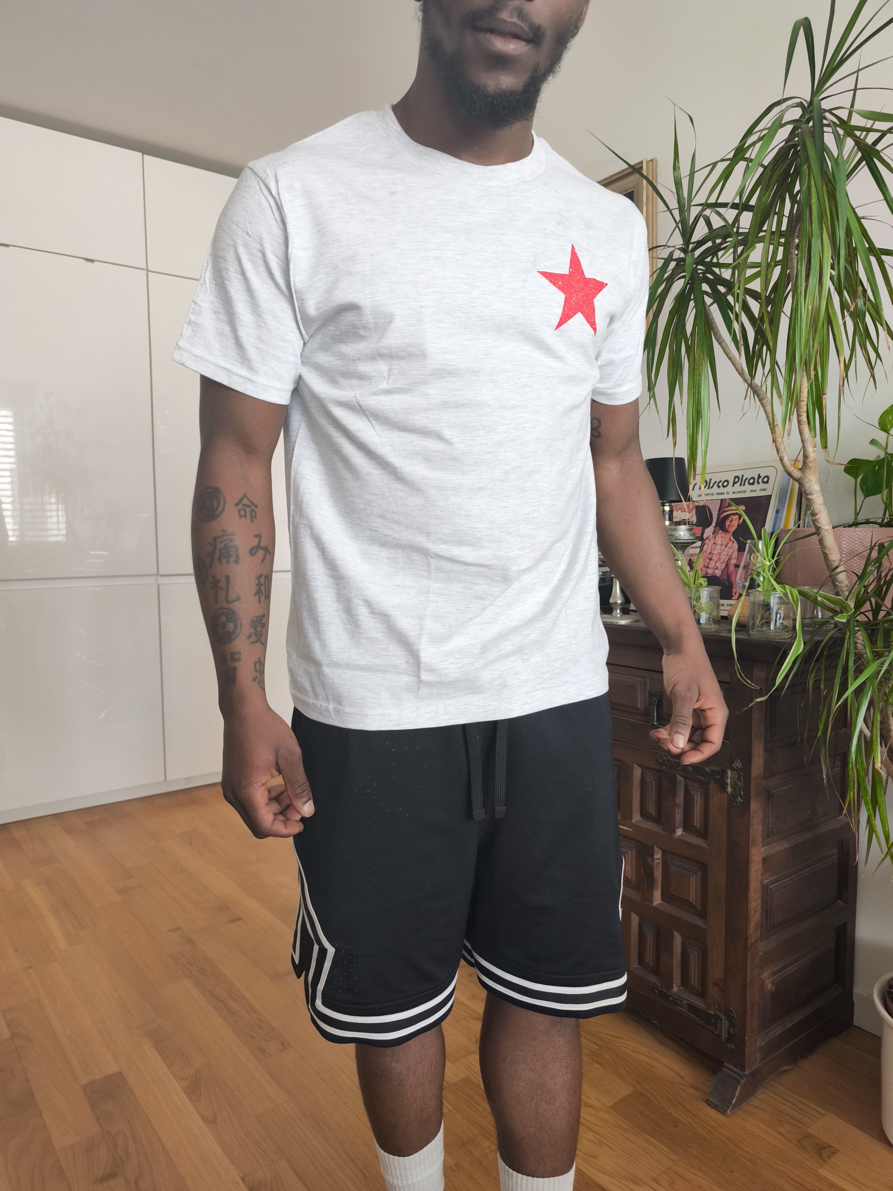Red Star Chest Tee